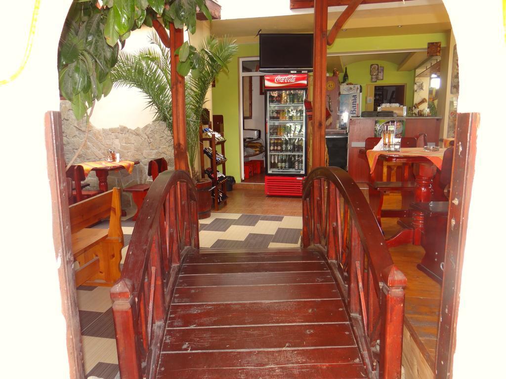 Guest House Rosa Kiten  Exterior photo